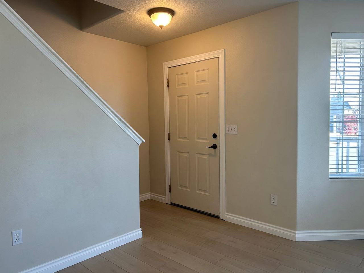 2637 Dornoch Pl - Photo 3 of 30