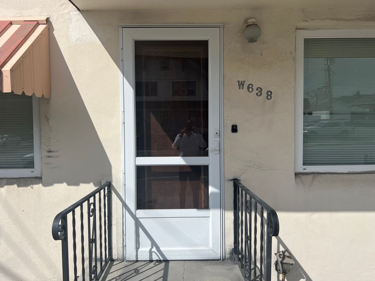 638 W Maxwell Ave - Photo 2 of 9