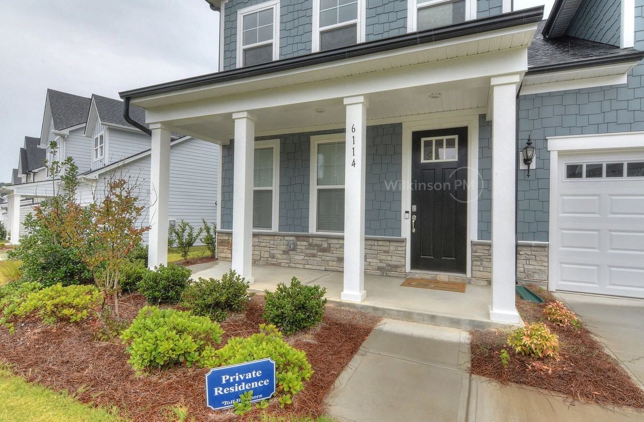 6114 Alsace Ln - Photo 2 of 28