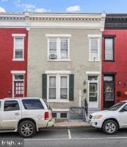 210 N Locust St - Photo 1 of 1