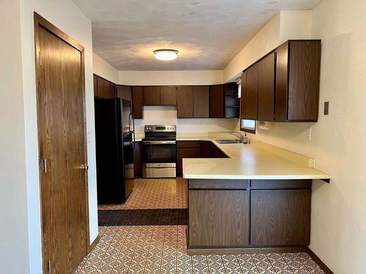 Eilbes Duplex - Photo 2 of 16