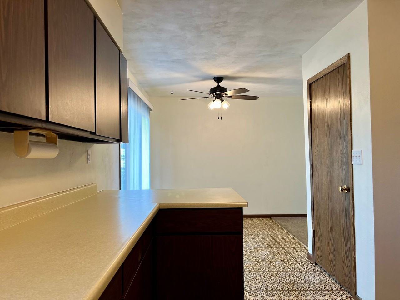 Eilbes Duplex - Photo 3 of 16