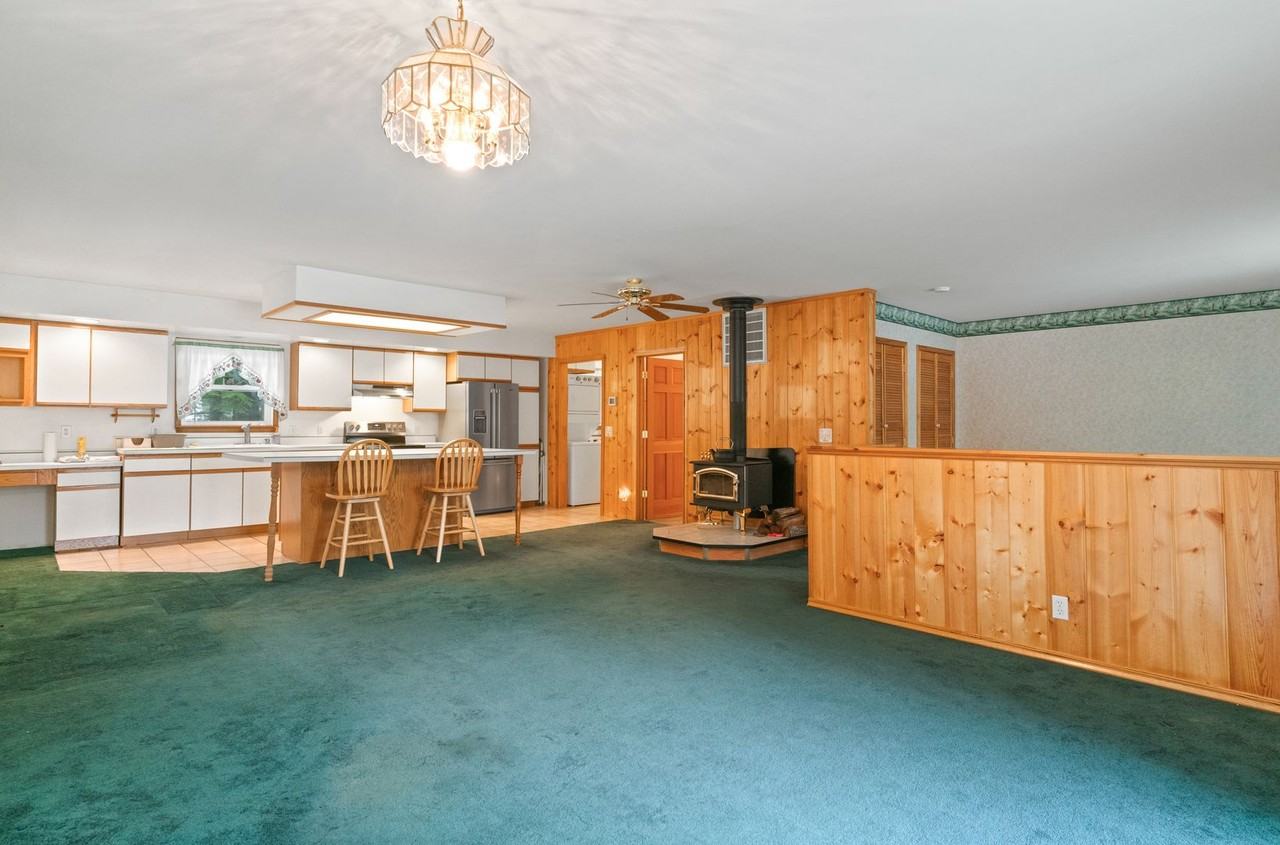 19509 Nason Rd - Photo 3 of 9