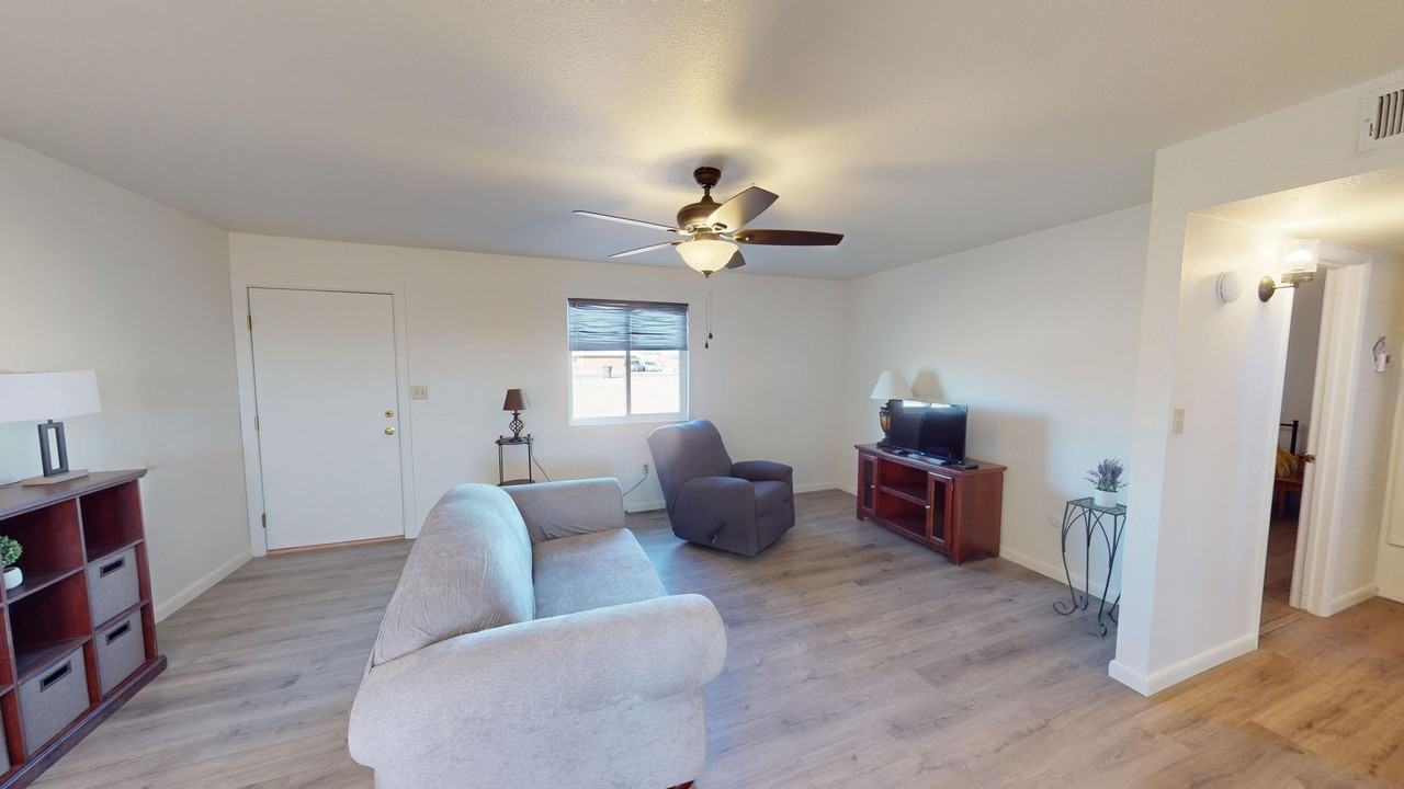 1521 1521 S. Granite - 1521 S. Granite - #3 - Photo 2 of 14