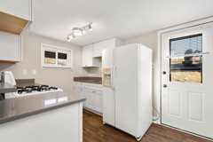 701 Monterey St - Photo 1 of 1