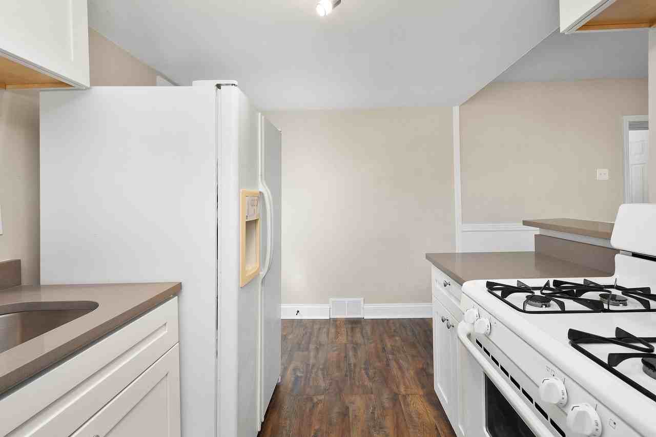 701 Monterey St - Photo 6 of 27