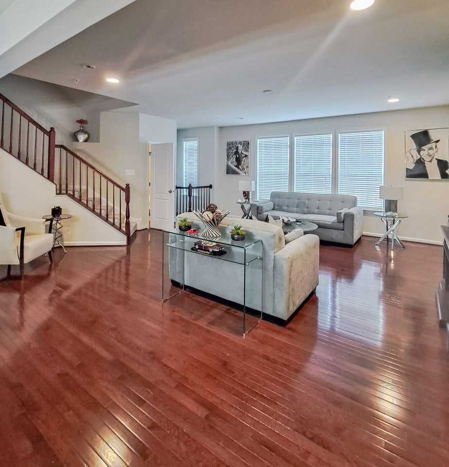 12395 Sandstone St - Photo 2 of 42