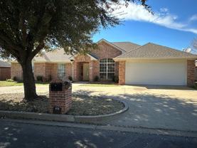 418 Amanda Ct - Photo 1 of 1