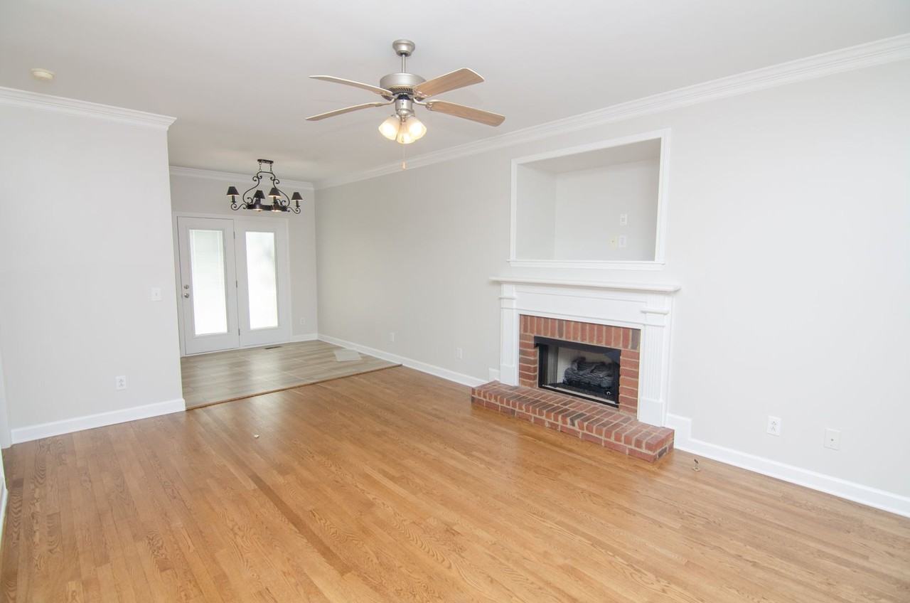 209 Newport Cove Ct - Photo 7 of 28