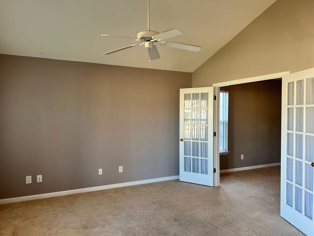 115 Marbella Dr - Photo 7 of 25