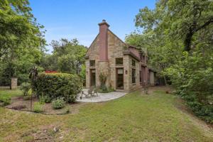 featured image of 2309 Kinney Rd