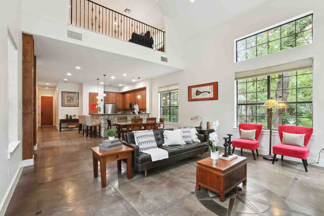 2309 Kinney Rd - Photo 4 of 25