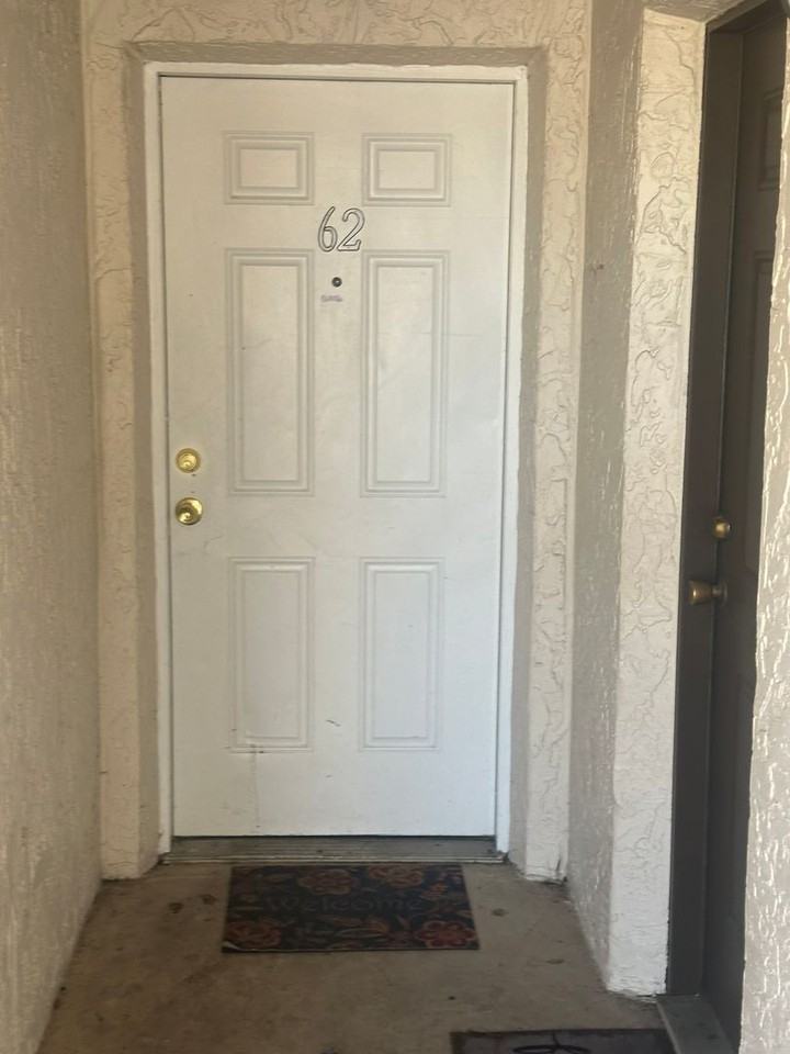 1229 Kennedy Rd - Photo 2 of 7
