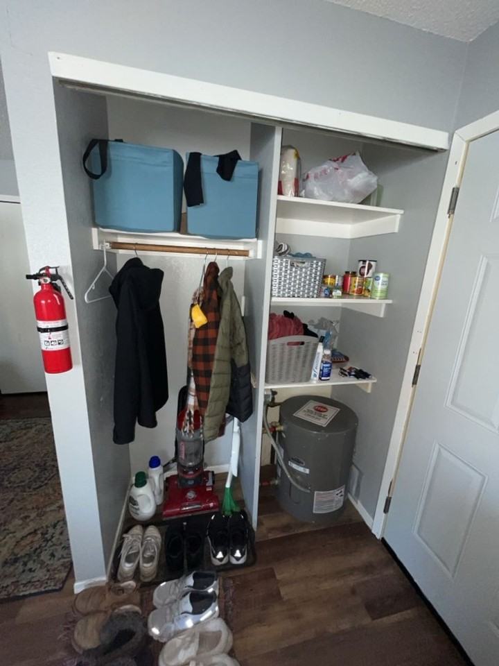 1526 E Superior St #2 - Photo 6 of 9