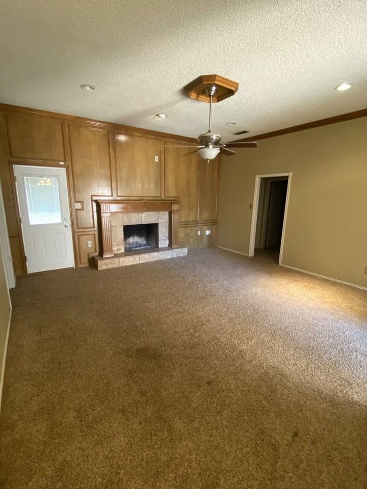 6818 Huron Ave - Photo 2 of 11