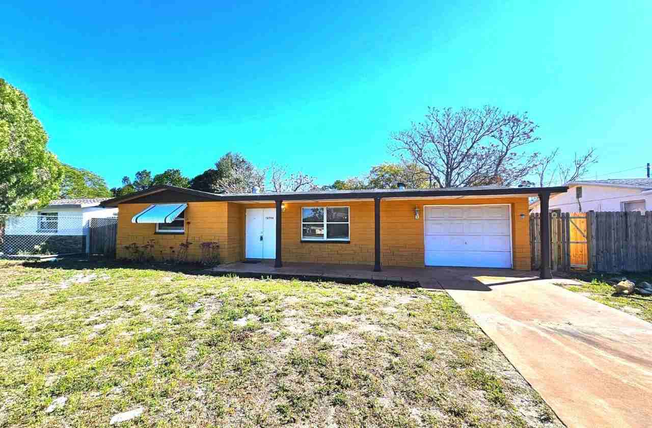 12708 College Hill Dr - Photo 3 of 24