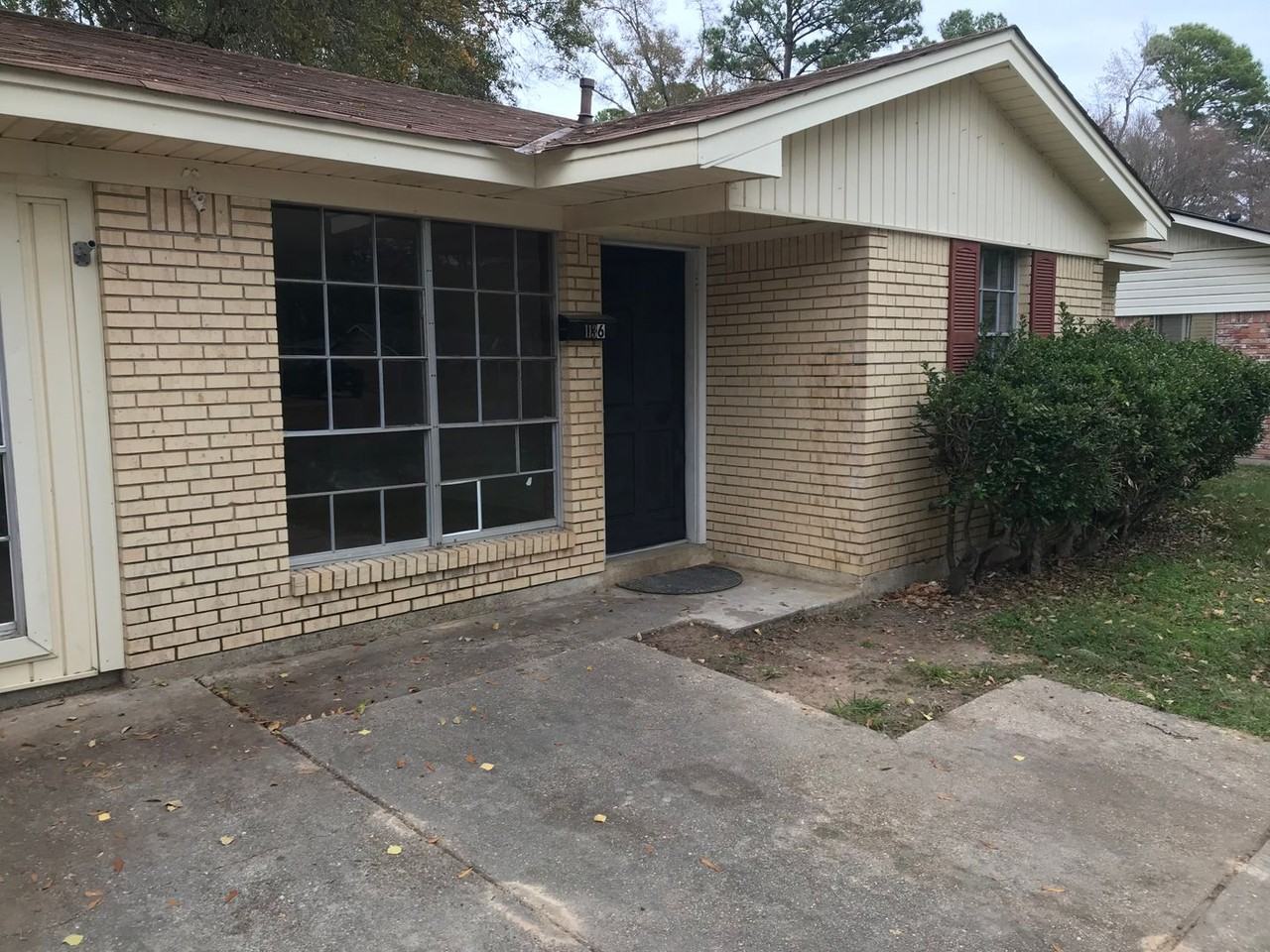 1136 Southland Park Dr - Photo 2 of 16
