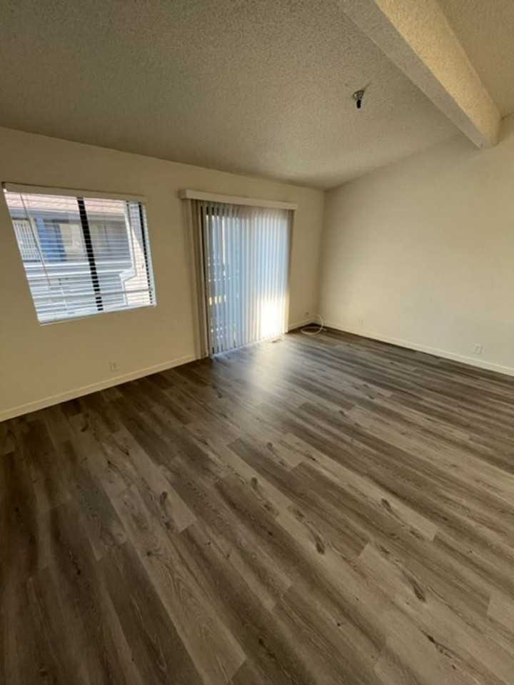 45 Stenner St Apt M - Photo 2 of 9