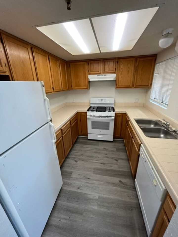 45 Stenner St Apt M - Photo 4 of 9