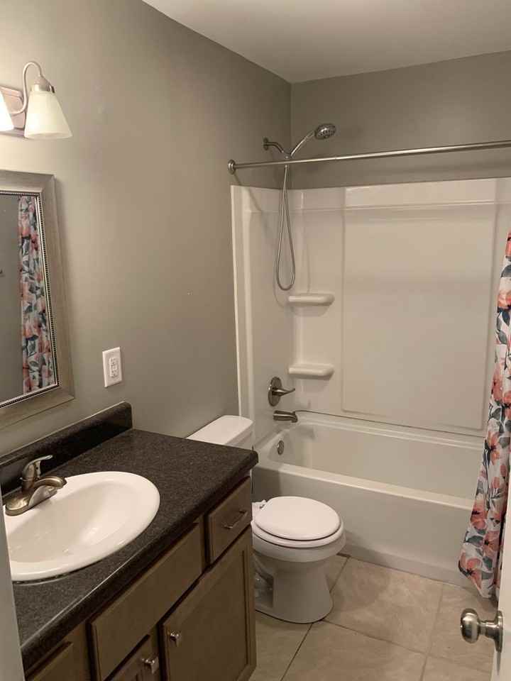 138 Cone St - Photo 4 of 8