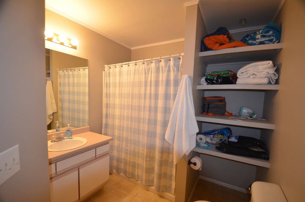 1705 Airport Rd #F - Photo 6 of 9