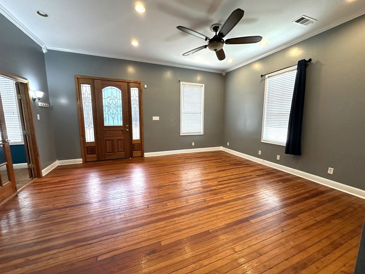 3690 Saint James Blvd - Photo 2 of 12