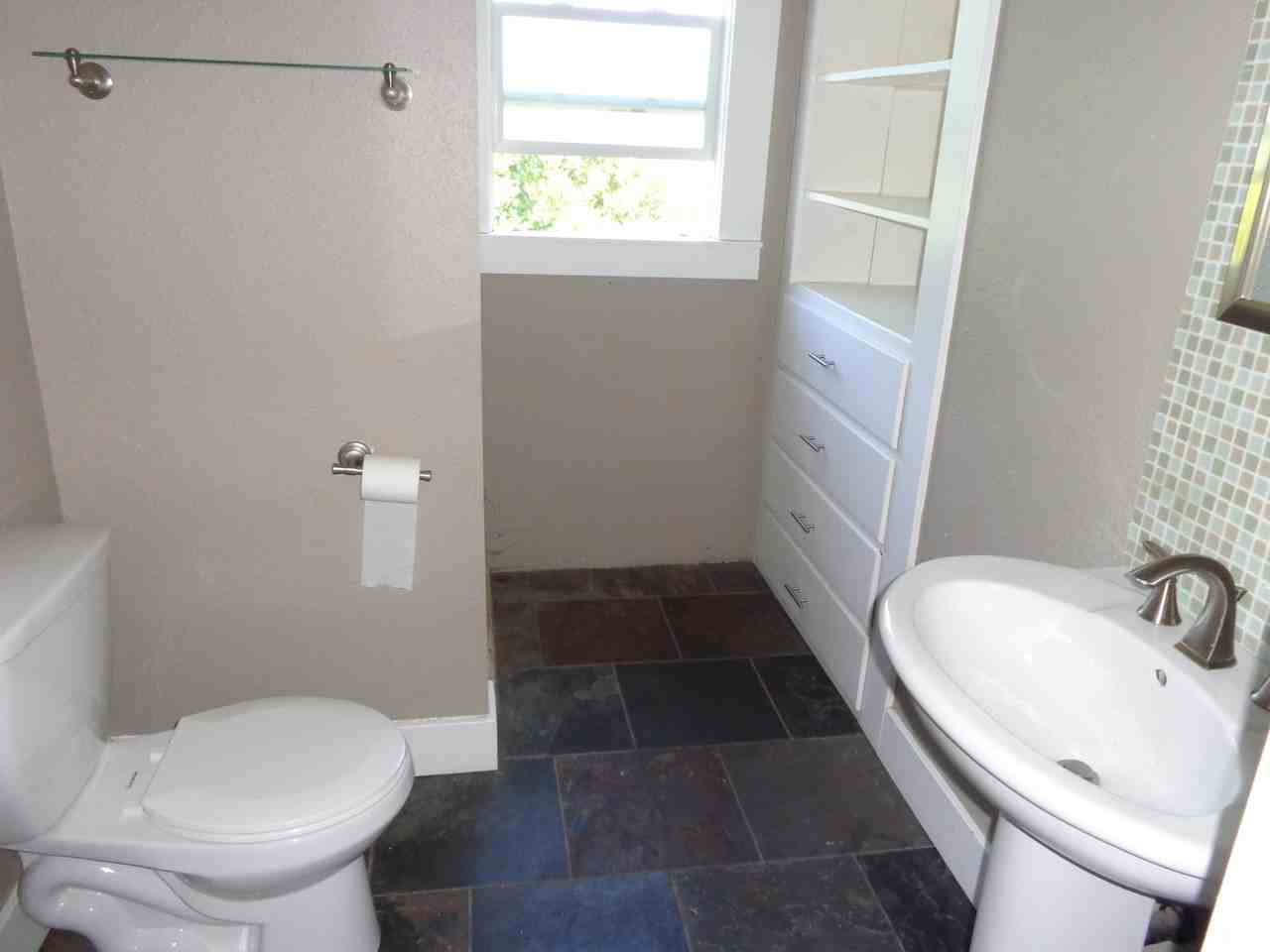 537 Reeves Avenue #1 - Photo 4 of 8