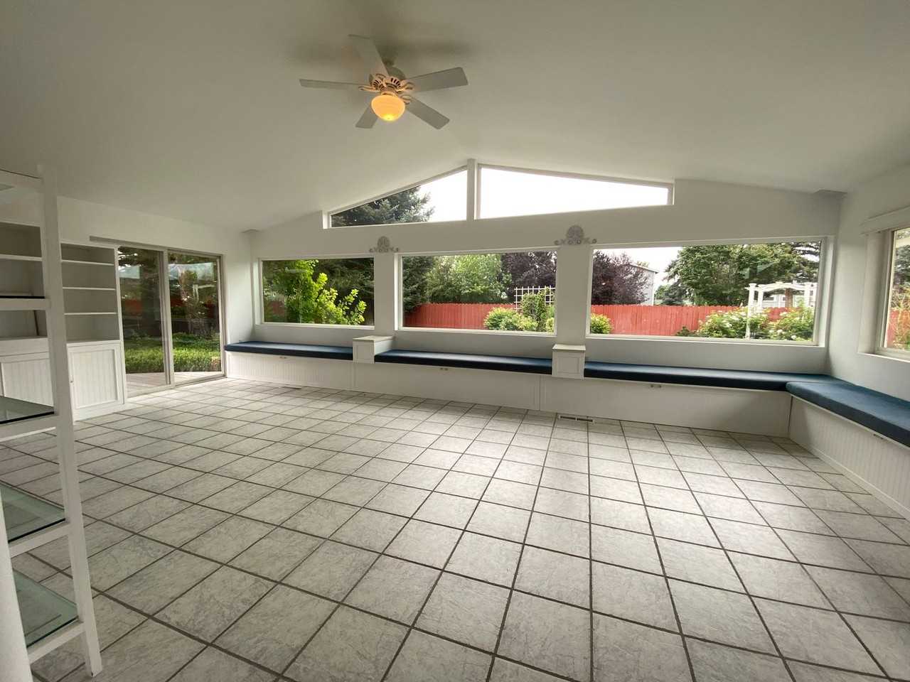 1692 Lantana Dr - Photo 3 of 39