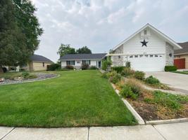 featured image of 1692 Lantana Dr