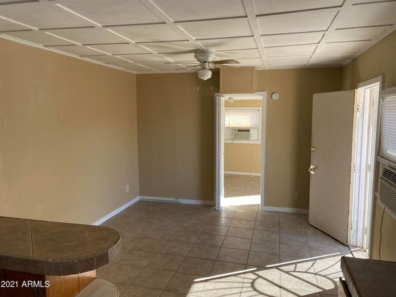 1037 N 25th St #2 - Photo 4 of 17