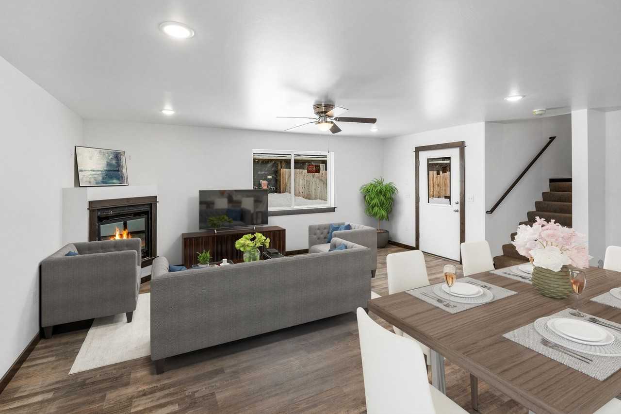 708 Black Diamond Street - Photo 3 of 15