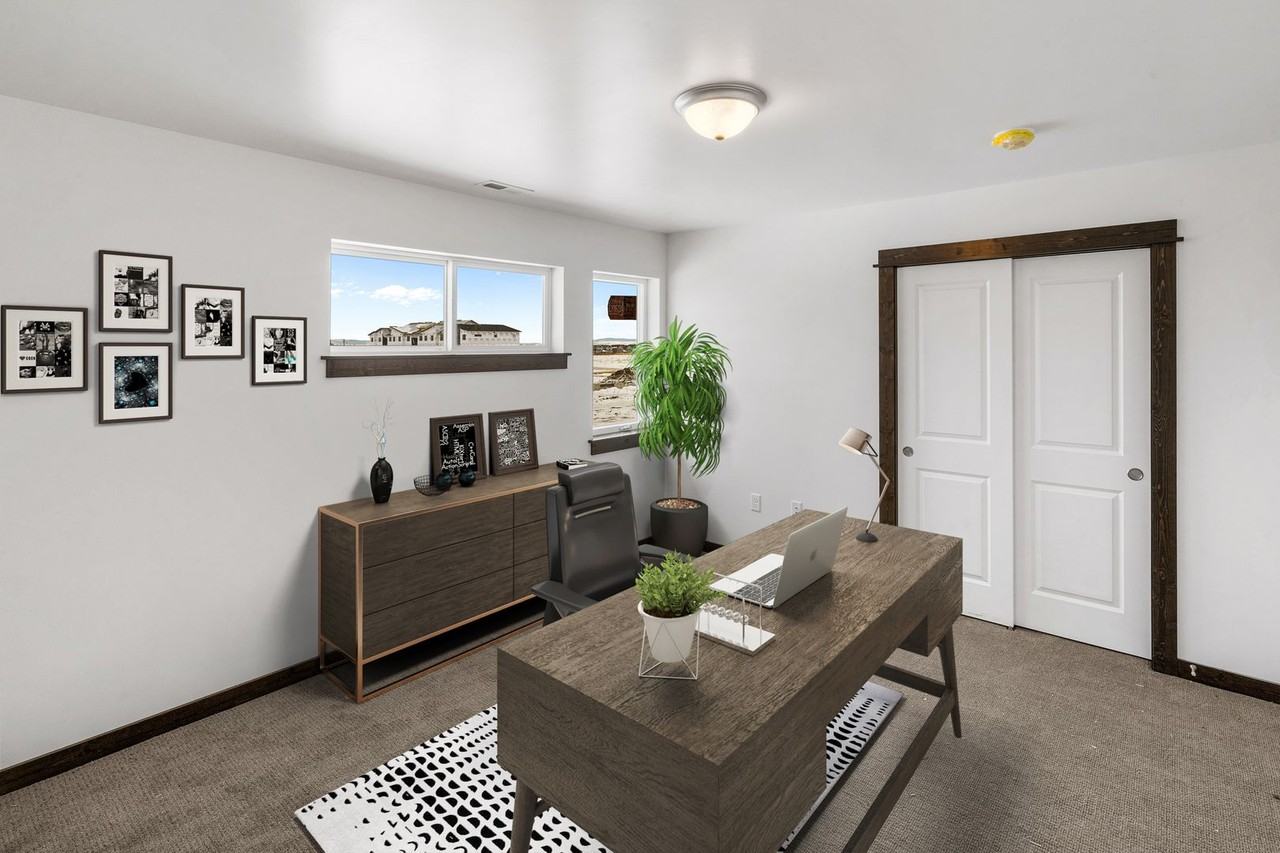 708 Black Diamond Street - Photo 6 of 15