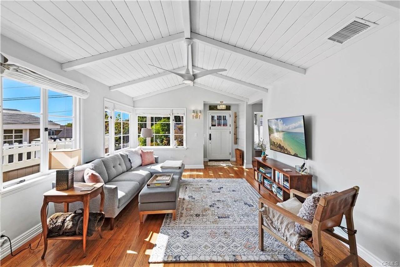 515 Oak St - Photo 3 of 50