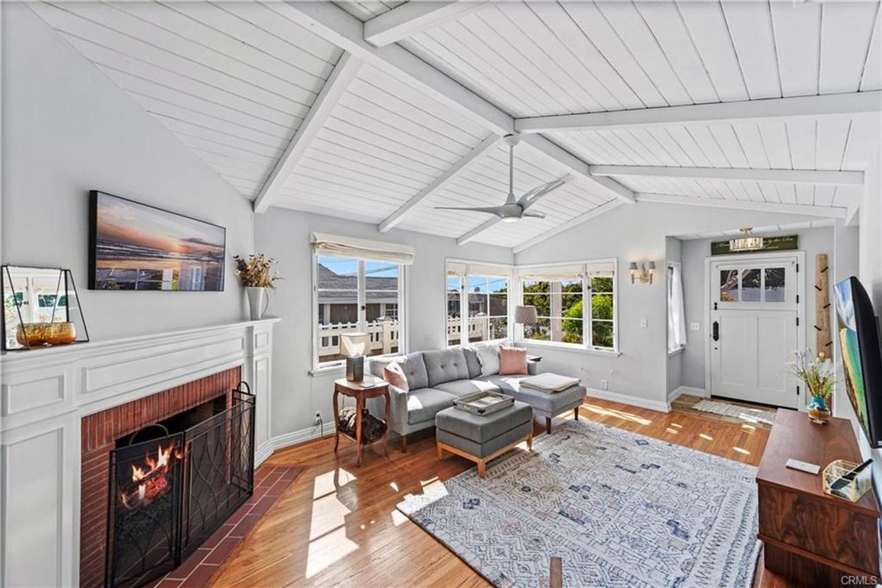 515 Oak St - Photo 4 of 50