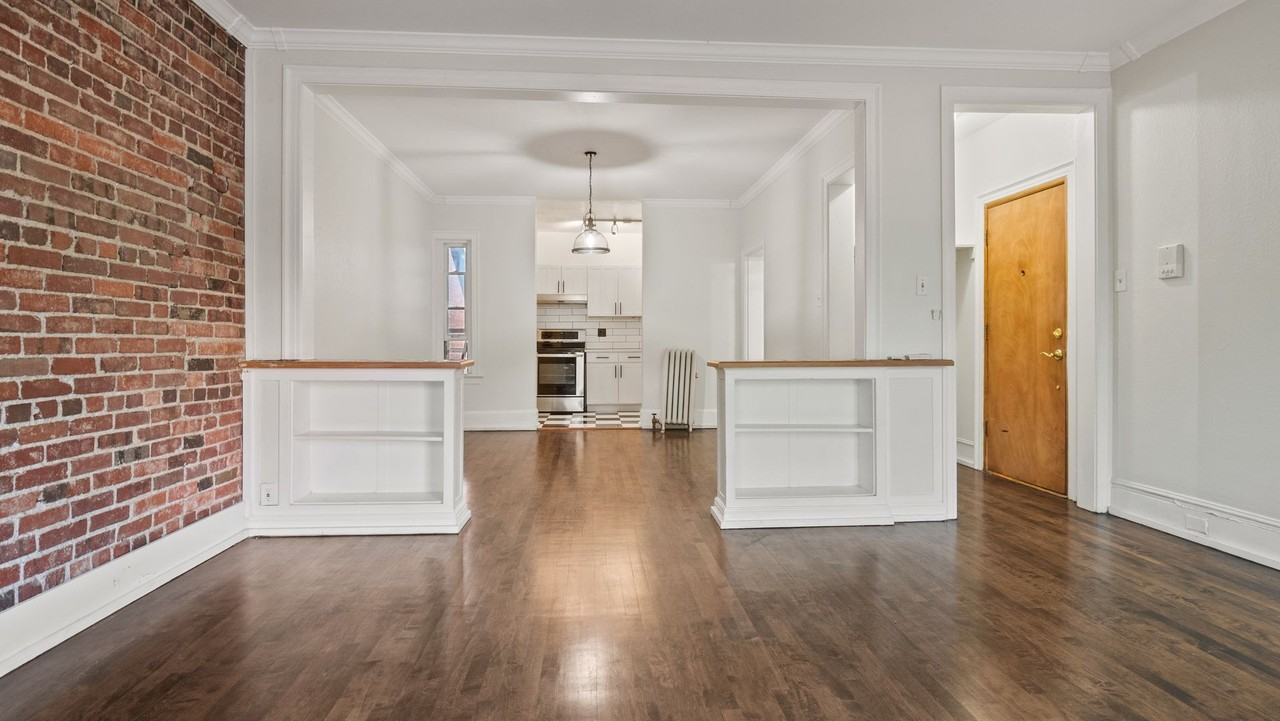 541 E 14th Ave #5 - Photo 5 of 20