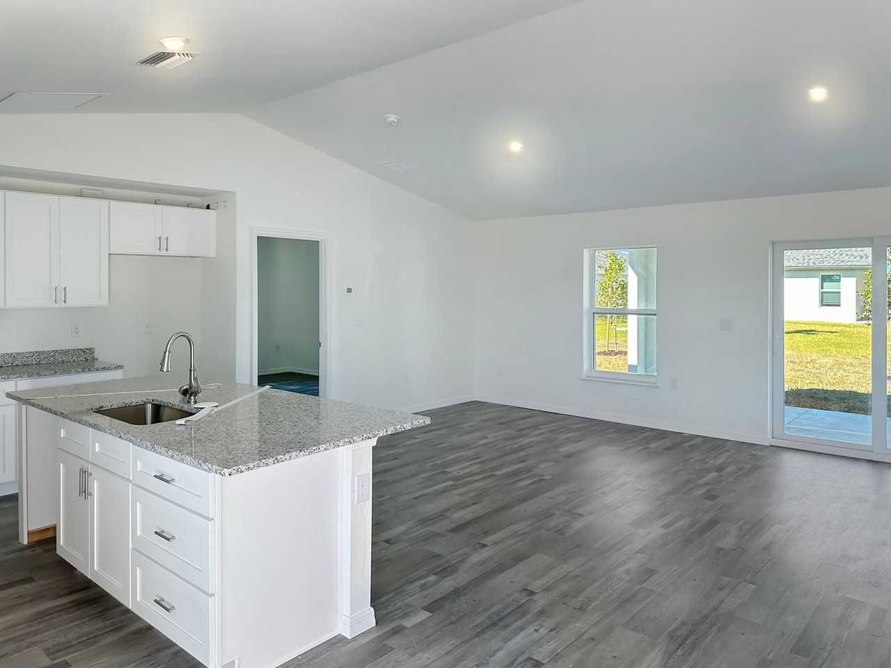 3929 Nw 42nd Ln - Photo 2 of 9