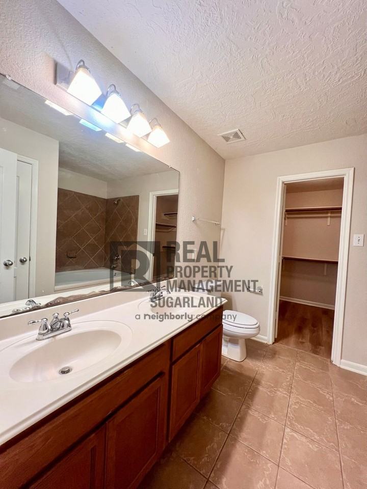 2706 Skyview Downs Dr - Photo 7 of 27