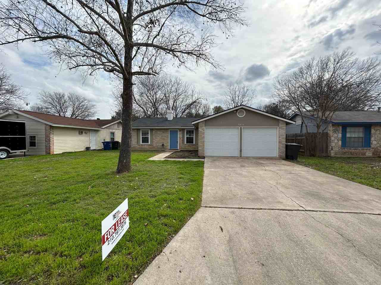 9414 Cliff Way St - Photo 2 of 24