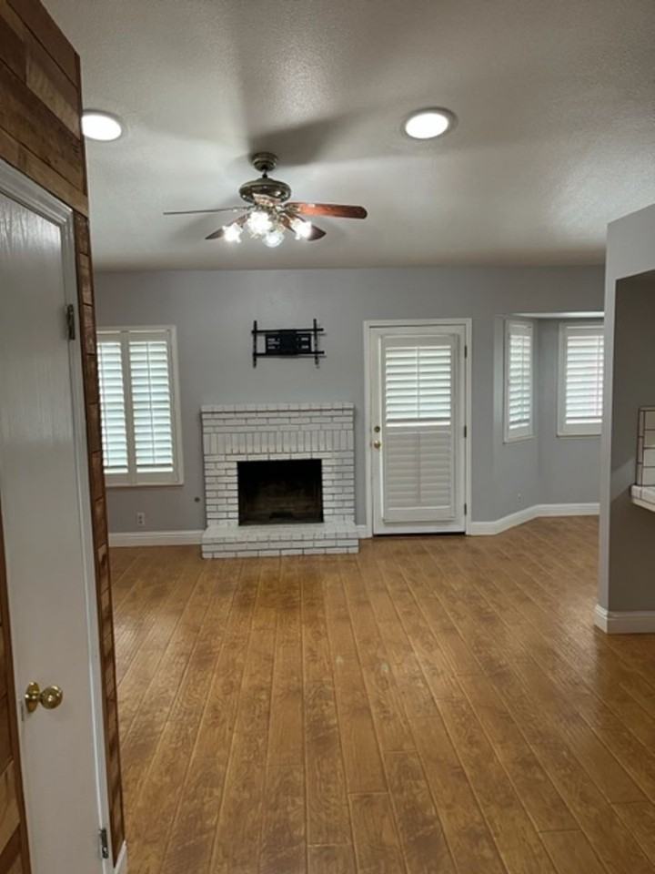 2289 Fernwood Dr - Photo 2 of 14