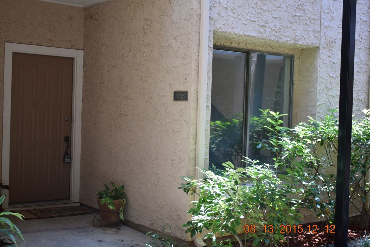 5550 Spring Valley Rd - Photo 3 of 6