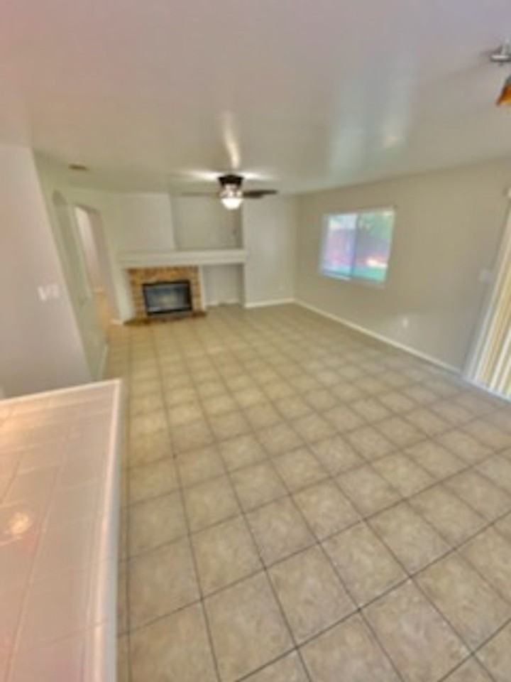 9505 Chatfield Ct - Photo 6 of 16