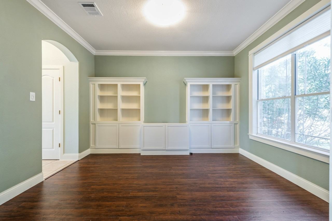 18617 Dry Pond Dr - Photo 3 of 16