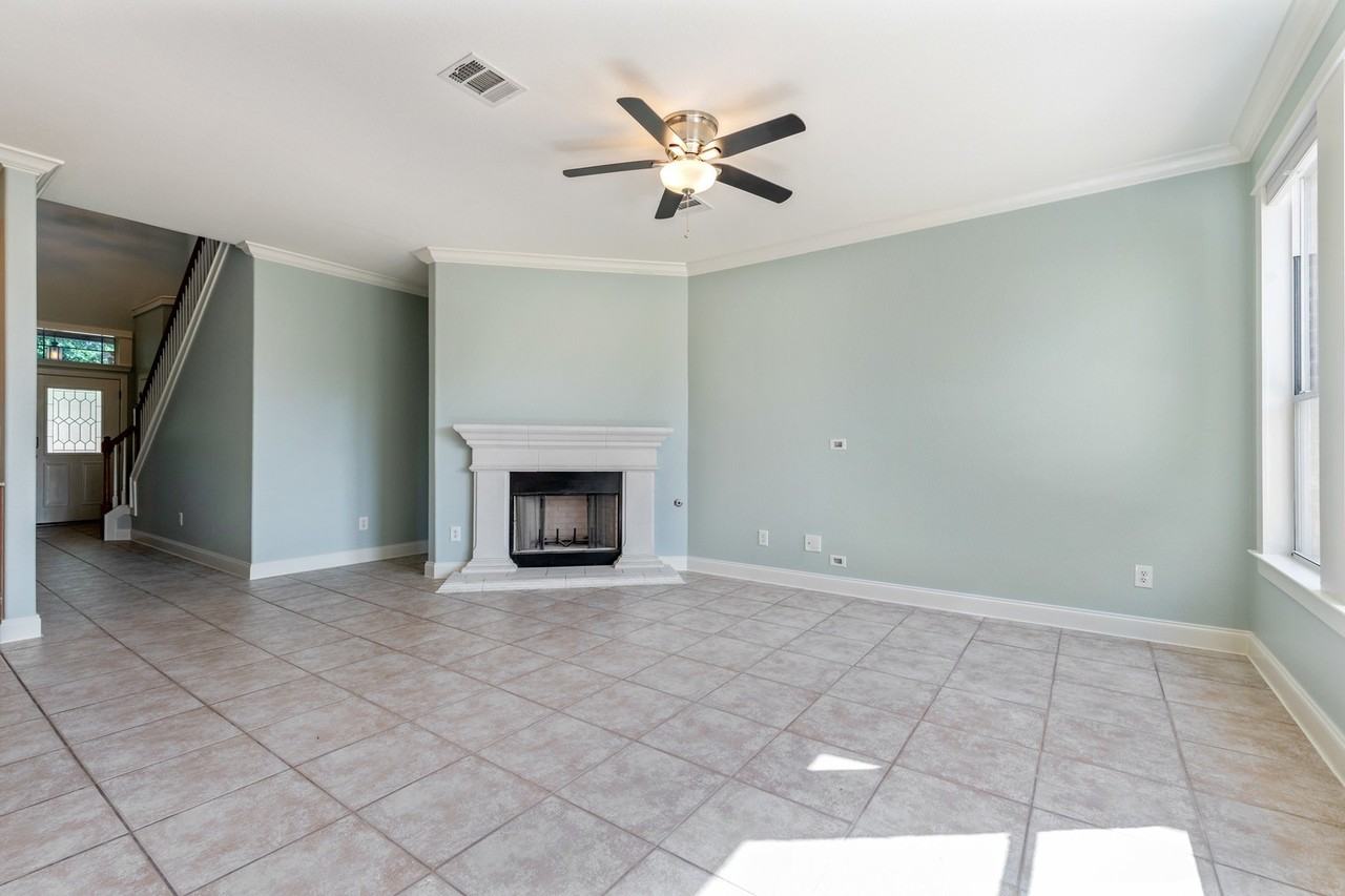 18617 Dry Pond Dr - Photo 5 of 16