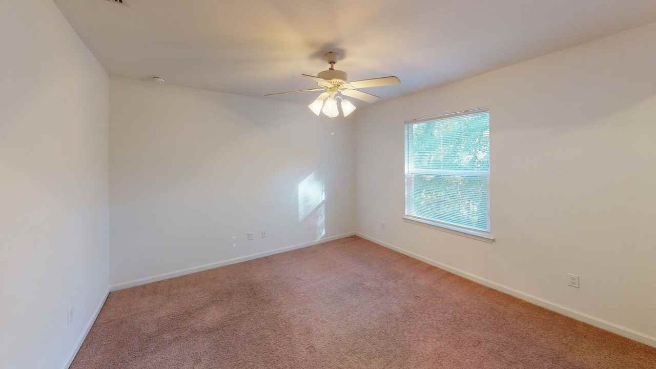 1225 Pepper Dr - Photo 5 of 7