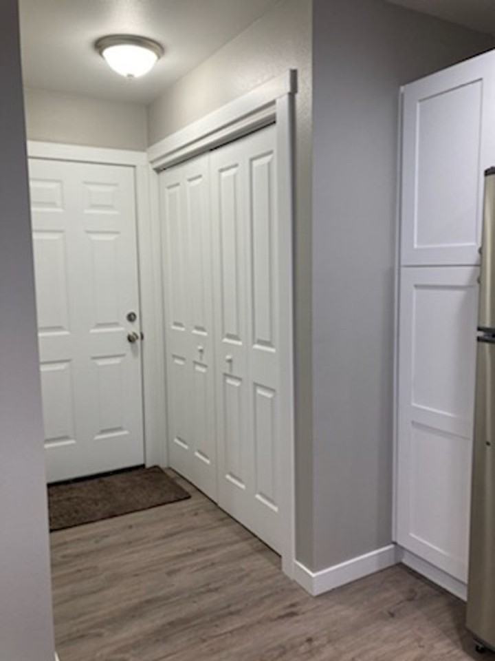 1040 14th Ave - Photo 2 of 12