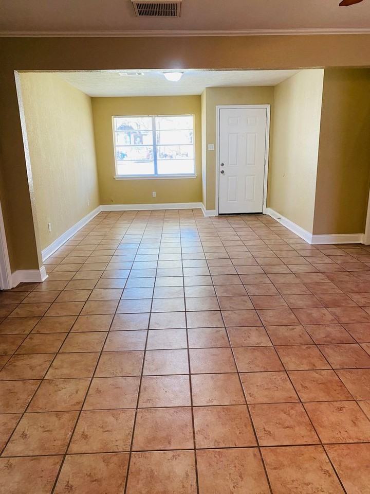 200 Horn Rd - Photo 3 of 16