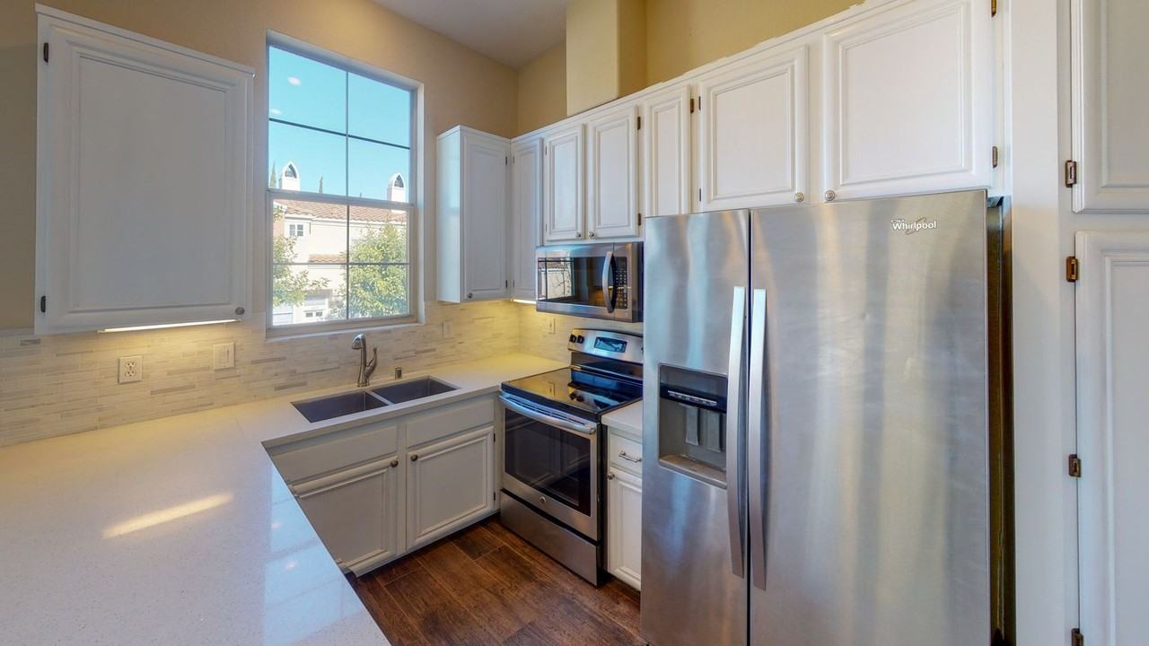 8130 E Naples Ln - Photo 3 of 12