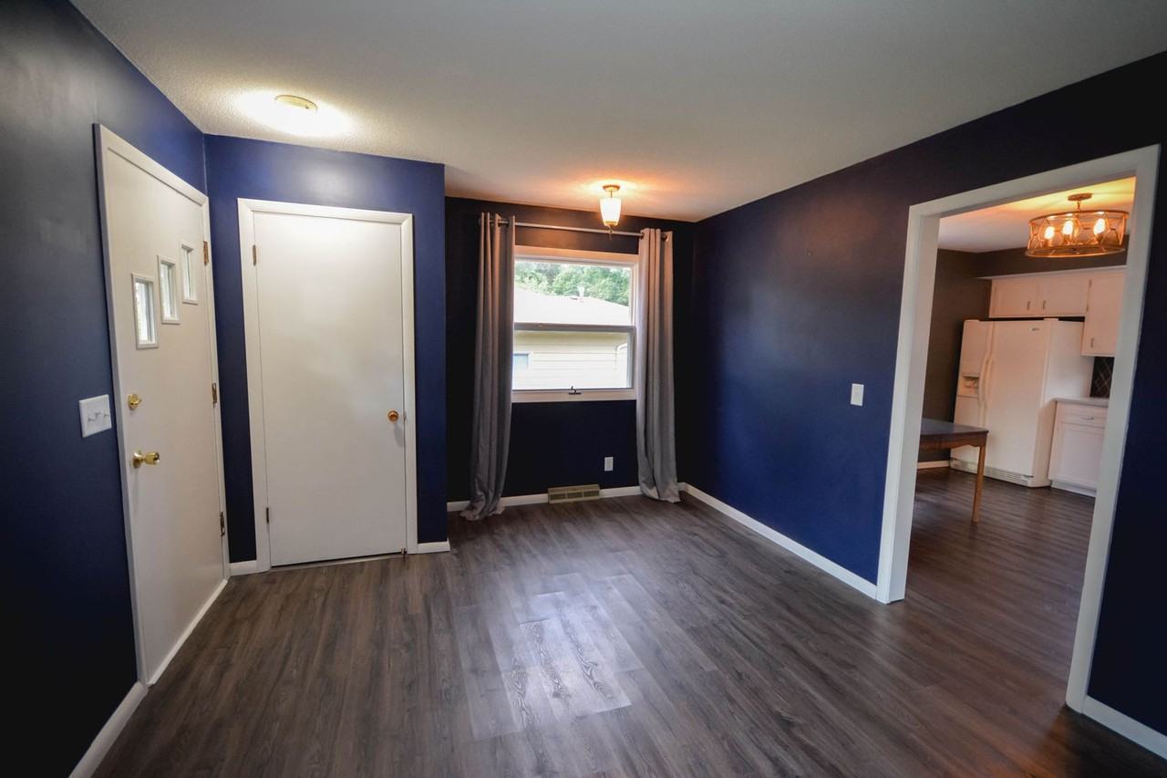 2829 17th Ave Nw - Photo 6 of 24