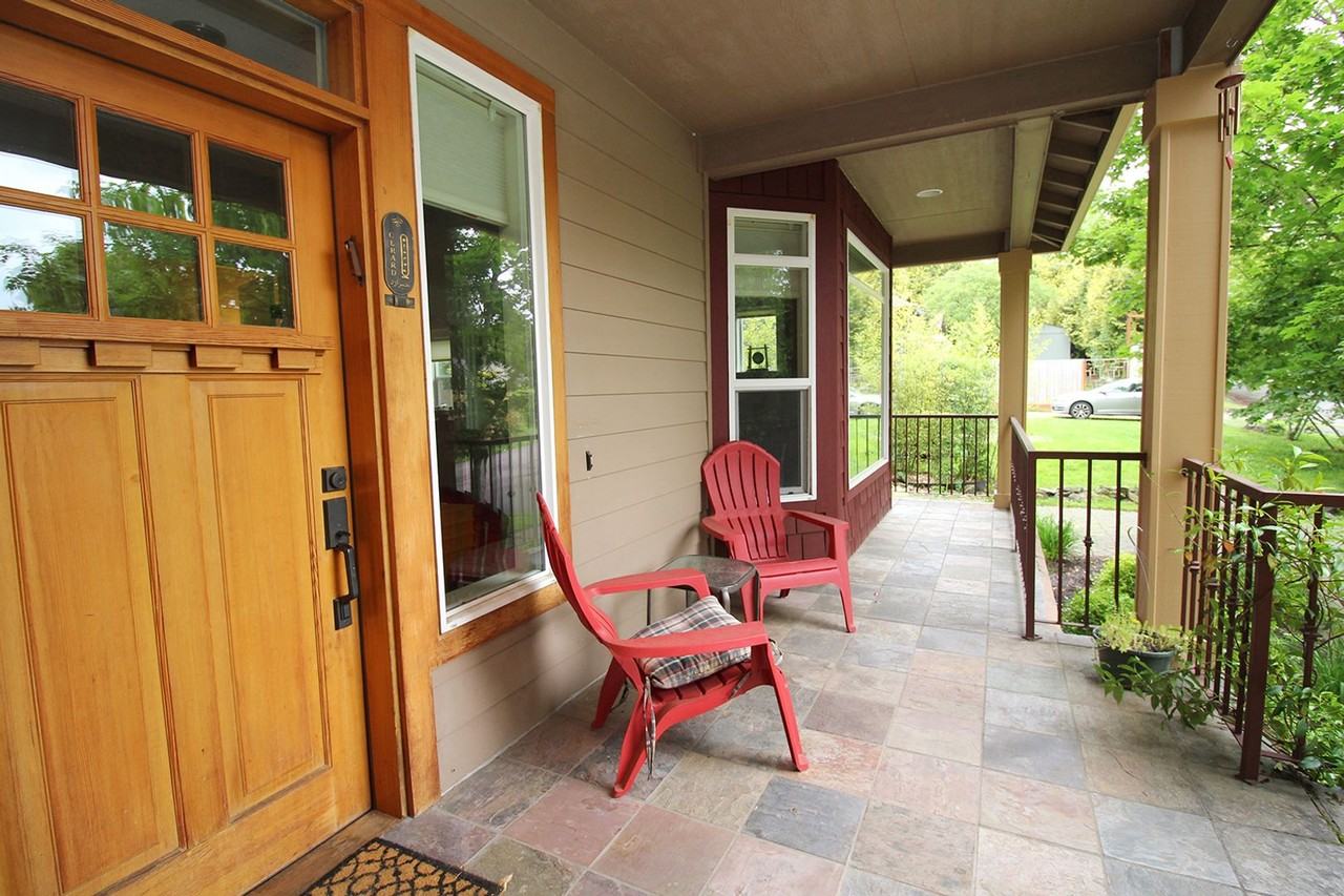 8012 Sw 64th Ave - Photo 3 of 32