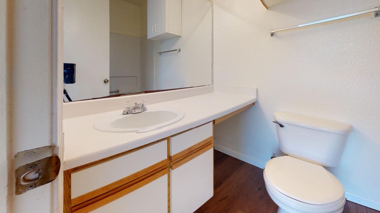 515 Southwest Pkwy #201 - Photo 4 of 12